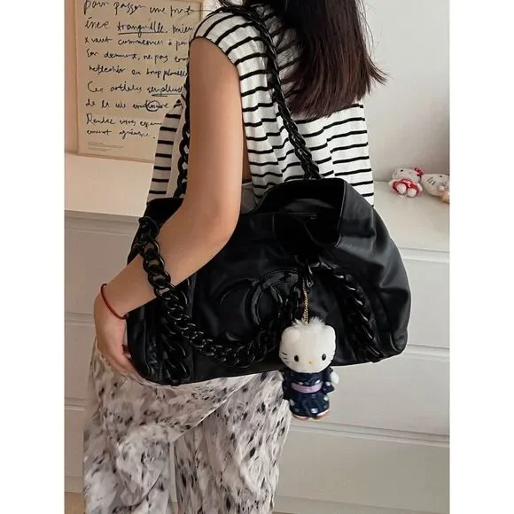 Chanel Women Pre-Loved Bag Very Good Condition - Picture 9 of 9